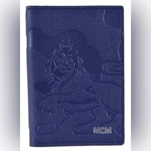 MCM Two-Fold Card Wallet in Embossed Lion Camo Estate Blue